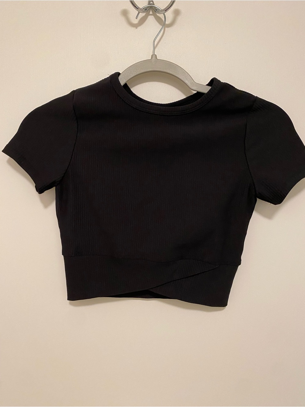 Yogalicious Girls Black Rib Maisie Crop Top 12/L